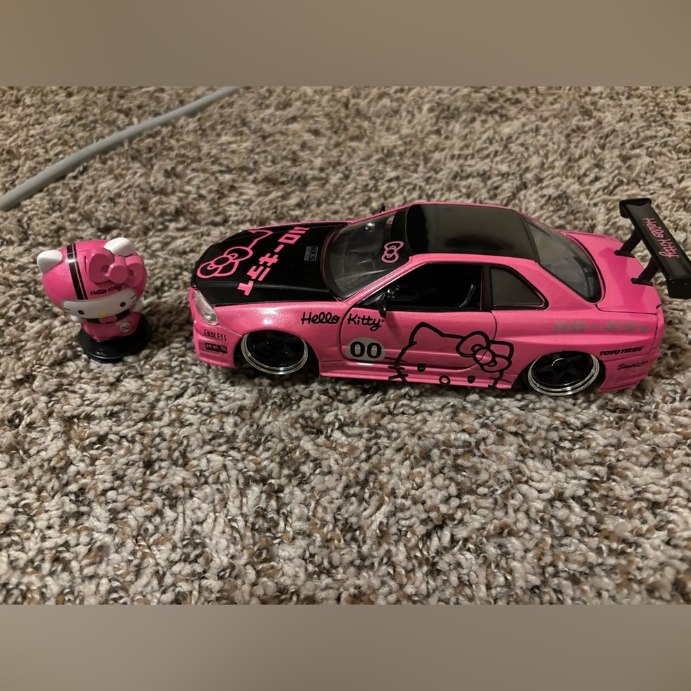 Hello Kitty Pink and Black Toy Car